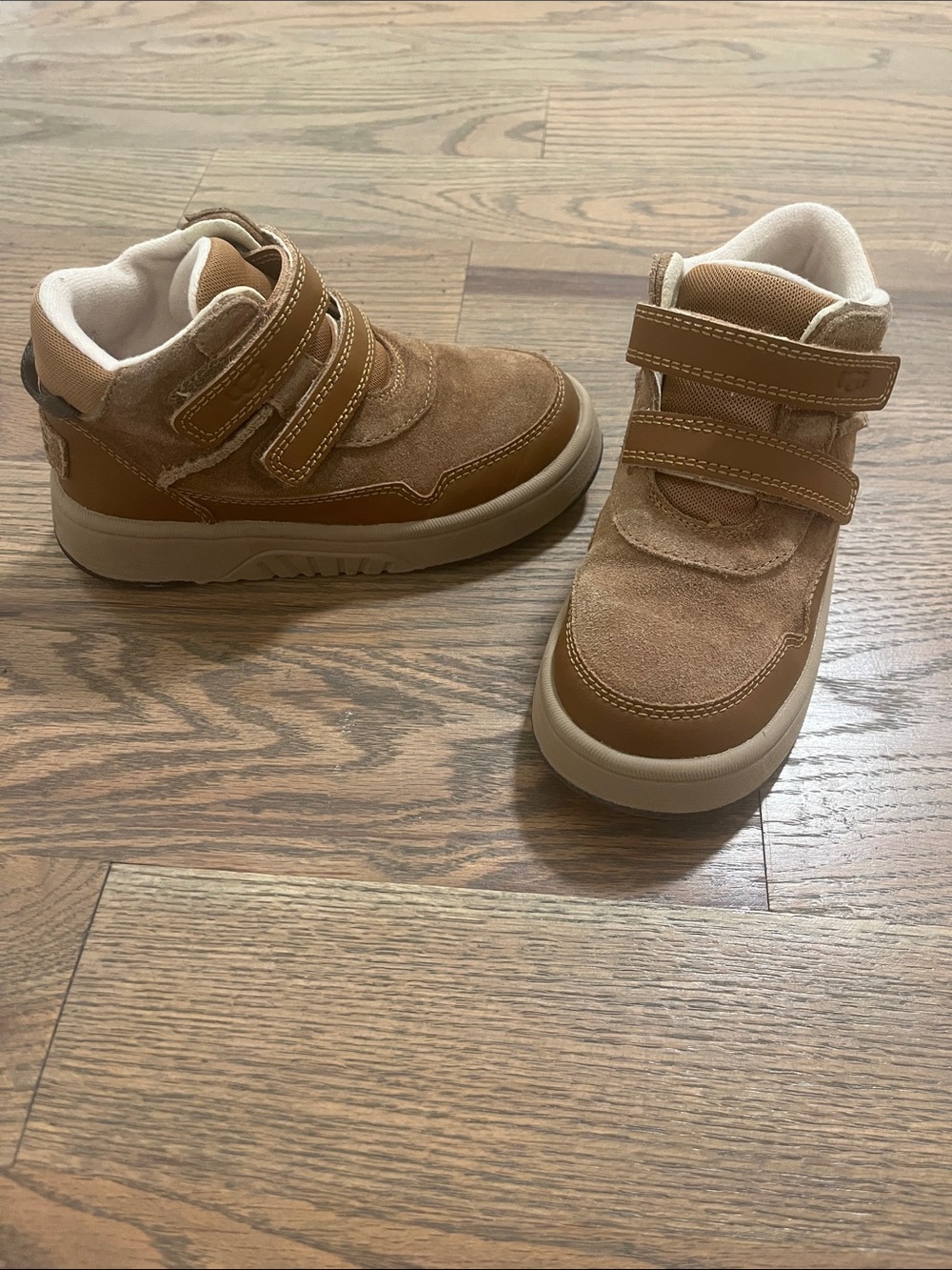 Toddler size 11 UGG GUC